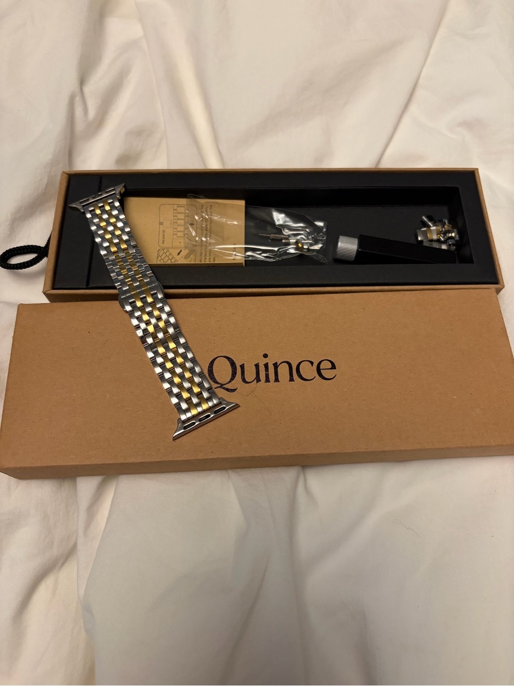 Quince Stainless Steel Apple Watch Band – Silver/Gold – Complete Set